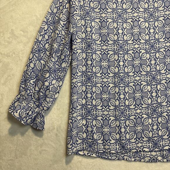 Talbots Women's Blue Geometric Print Blouse Top 3/4 Smocked Sleeve Size XS - Picture 12 of 16